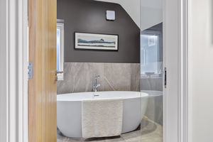 Photo 31- click for photo gallery